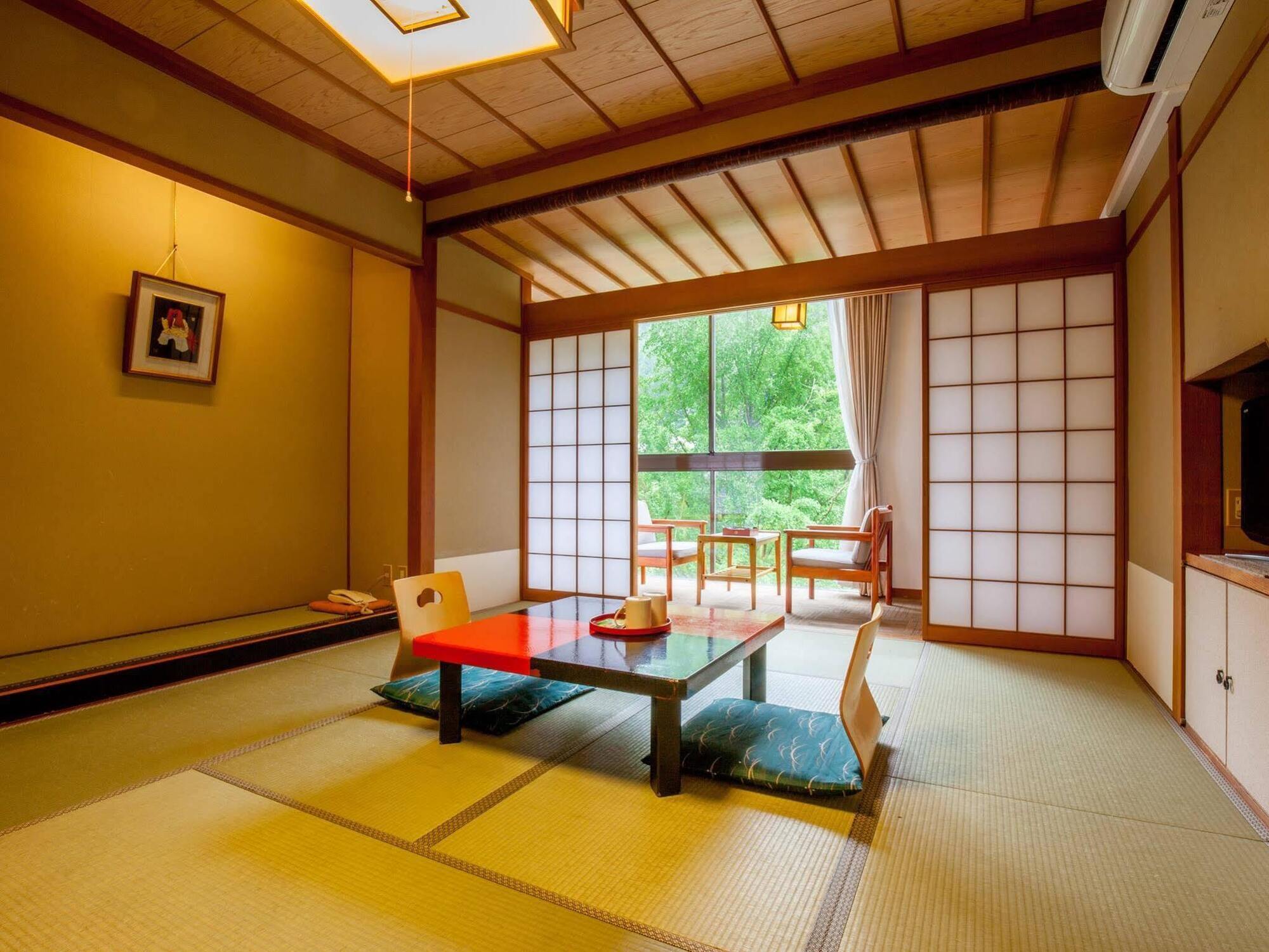 Отель Select Grand Kagayamanaka Экстерьер фото